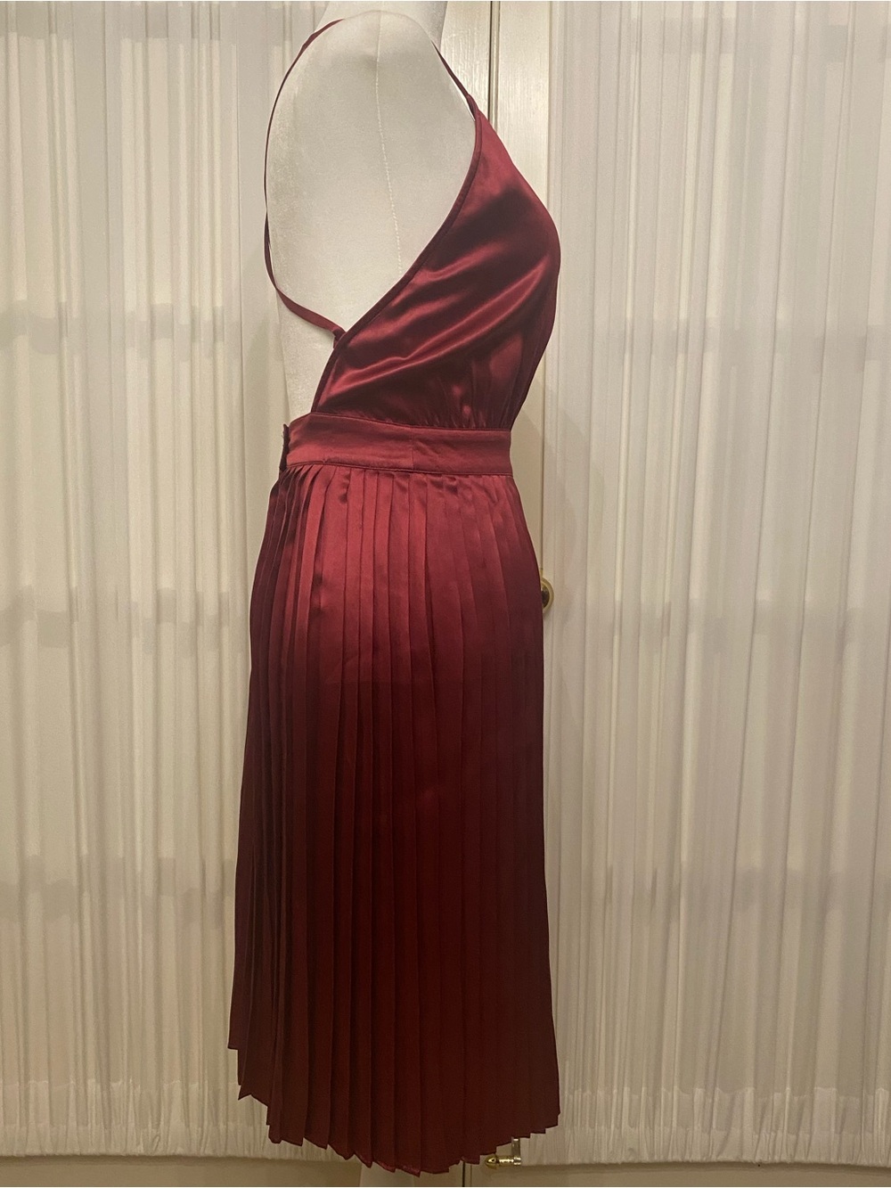 Vintage Eileen West 100% Silk Burgundy Wine Pleated Midi Dress Backless Sz S - Picture 4 of 9